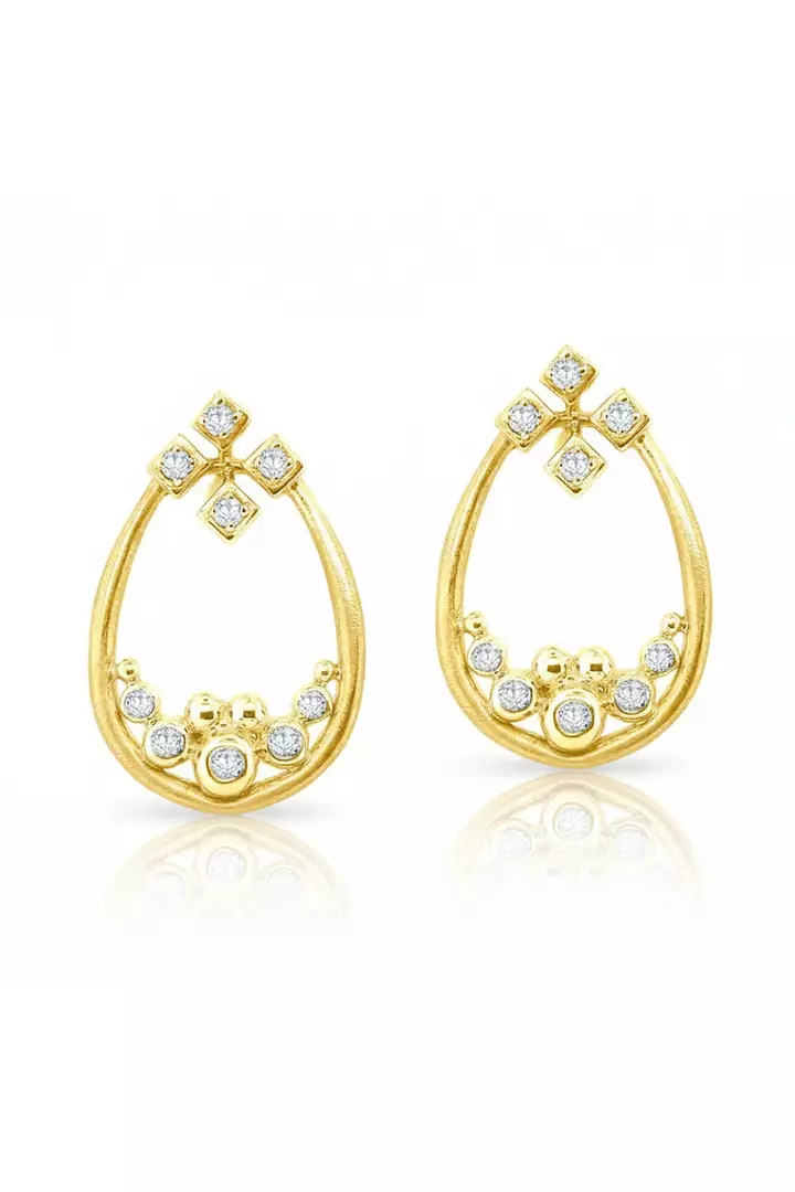 Top of Pyramid Diamond Earrings