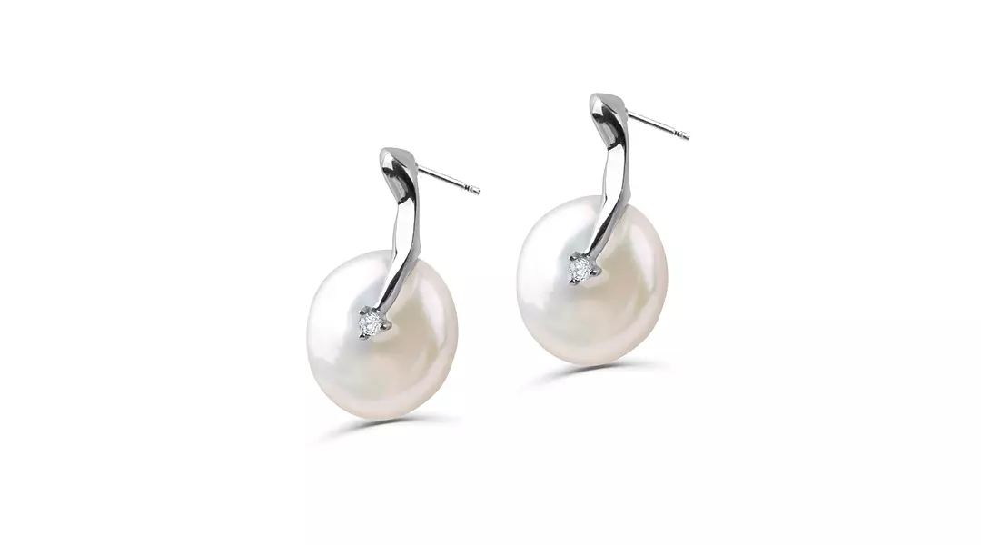 Button Pearls and Diamonds Earrings